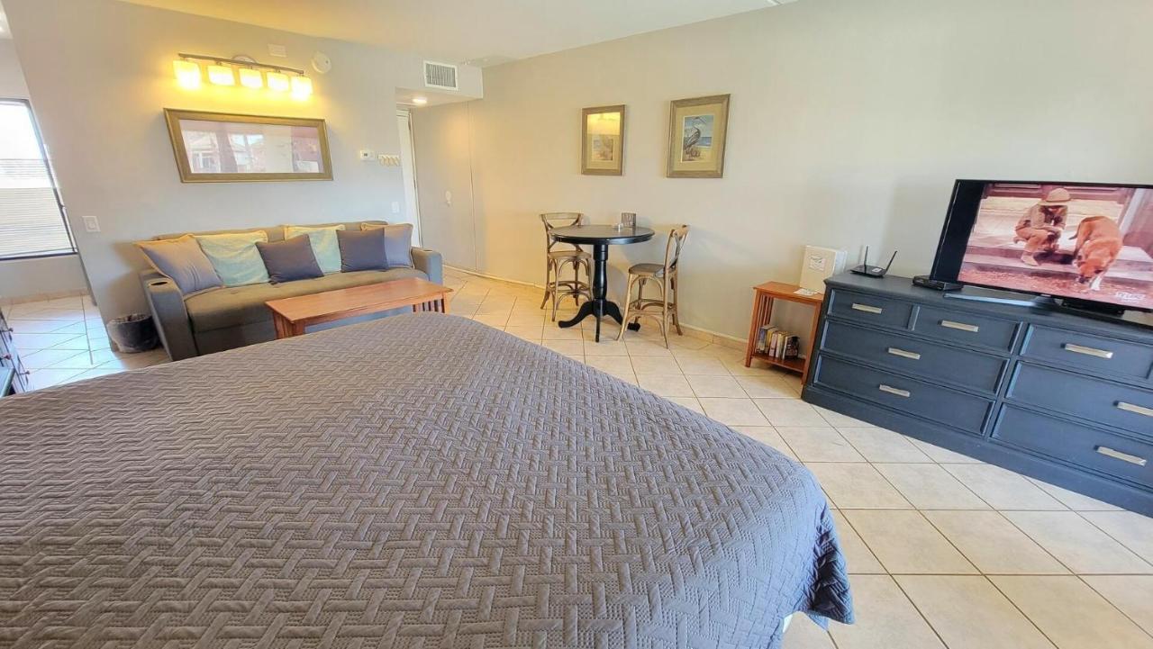 Landfall 22 Apartment