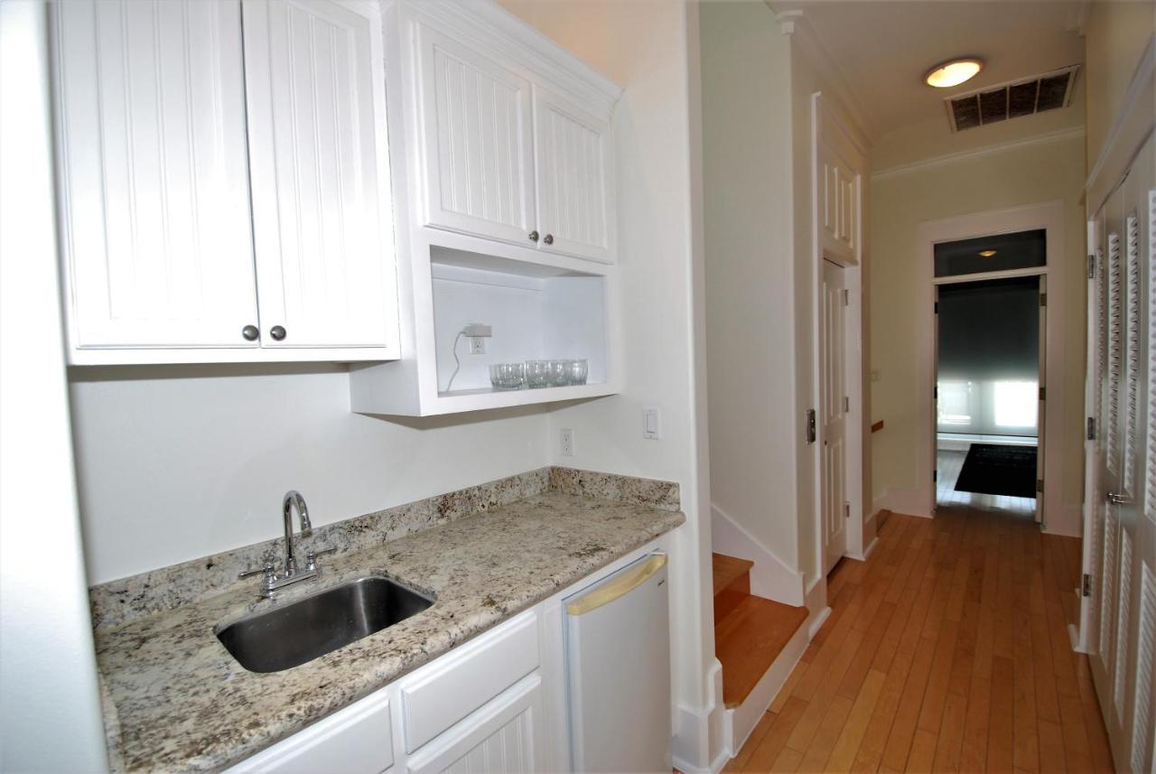 Avalon - Townhouse At The Shores