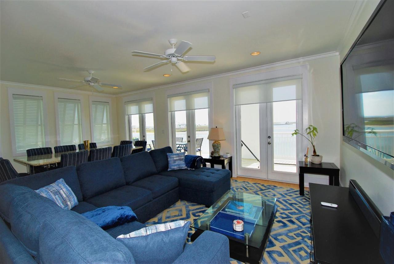Avalon - Townhouse At The Shores