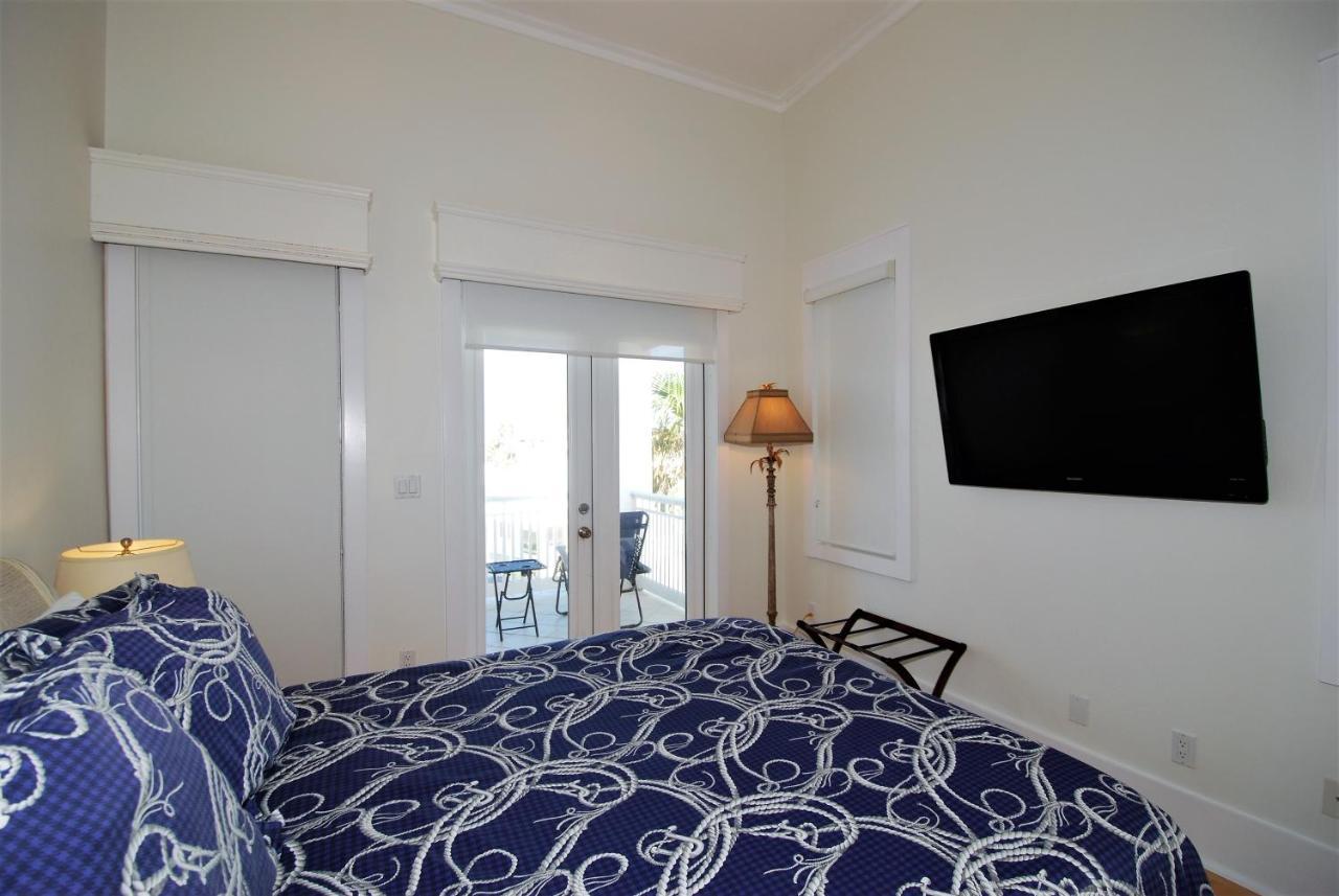 Avalon - Townhouse At The Shores