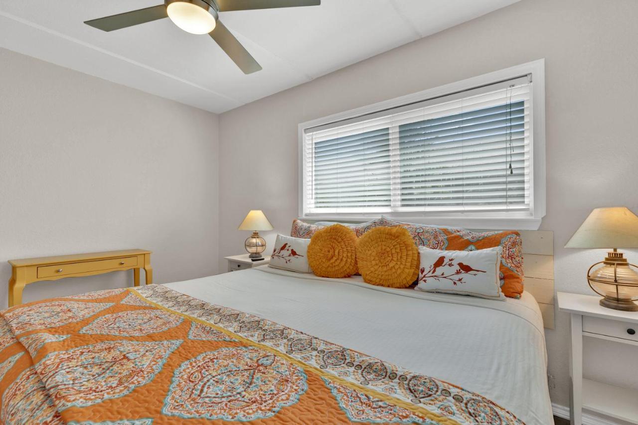 Gulf Coast Unit 4 Apartment