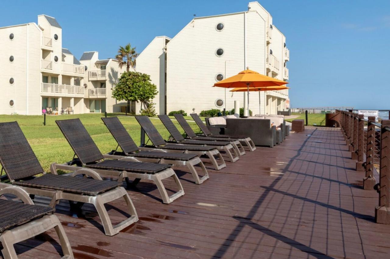 Large Family Luxury In Beachfront Resort, Heated Pool, Private Terrace & Pool South Padre Island