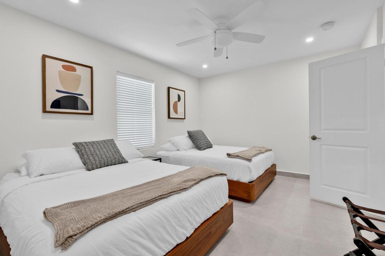 Large Family Luxury In Beachfront Resort, Heated Pool, Private Terrace & Pool South Padre Island