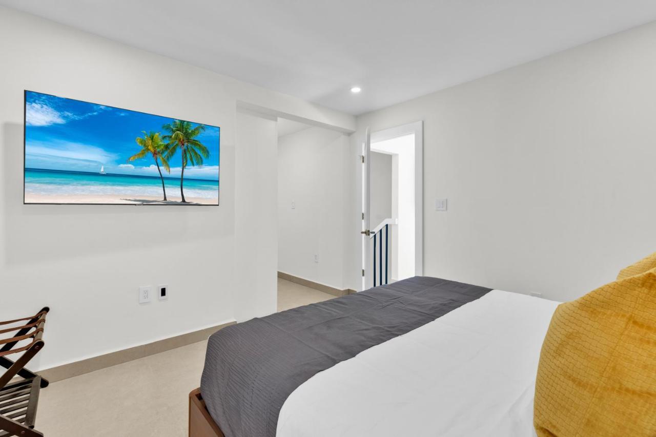 Apartment Large Family Luxury In Beachfront Resort, Heated Pool, Private Terrace & Pool