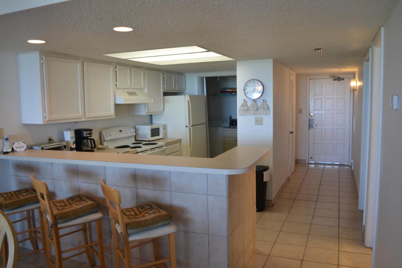 Beachfront 2br Condo, Suntide Iii, Unit 209 Holiday home *