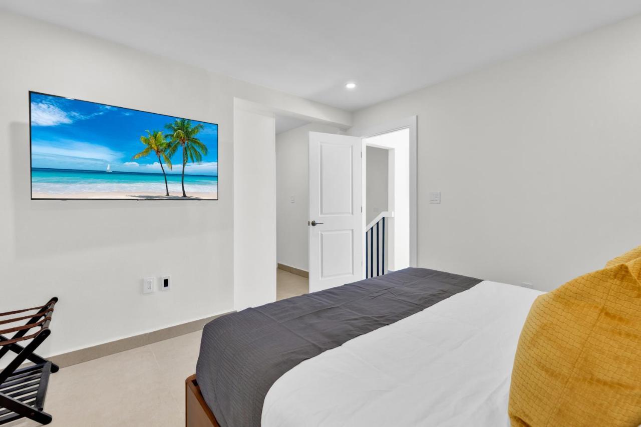 4 Bd Luxury Beachfront With Private Pool &terrace