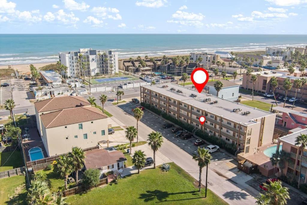 2 Bed 2 Bath 1st Floor W Pool By South Padre Island