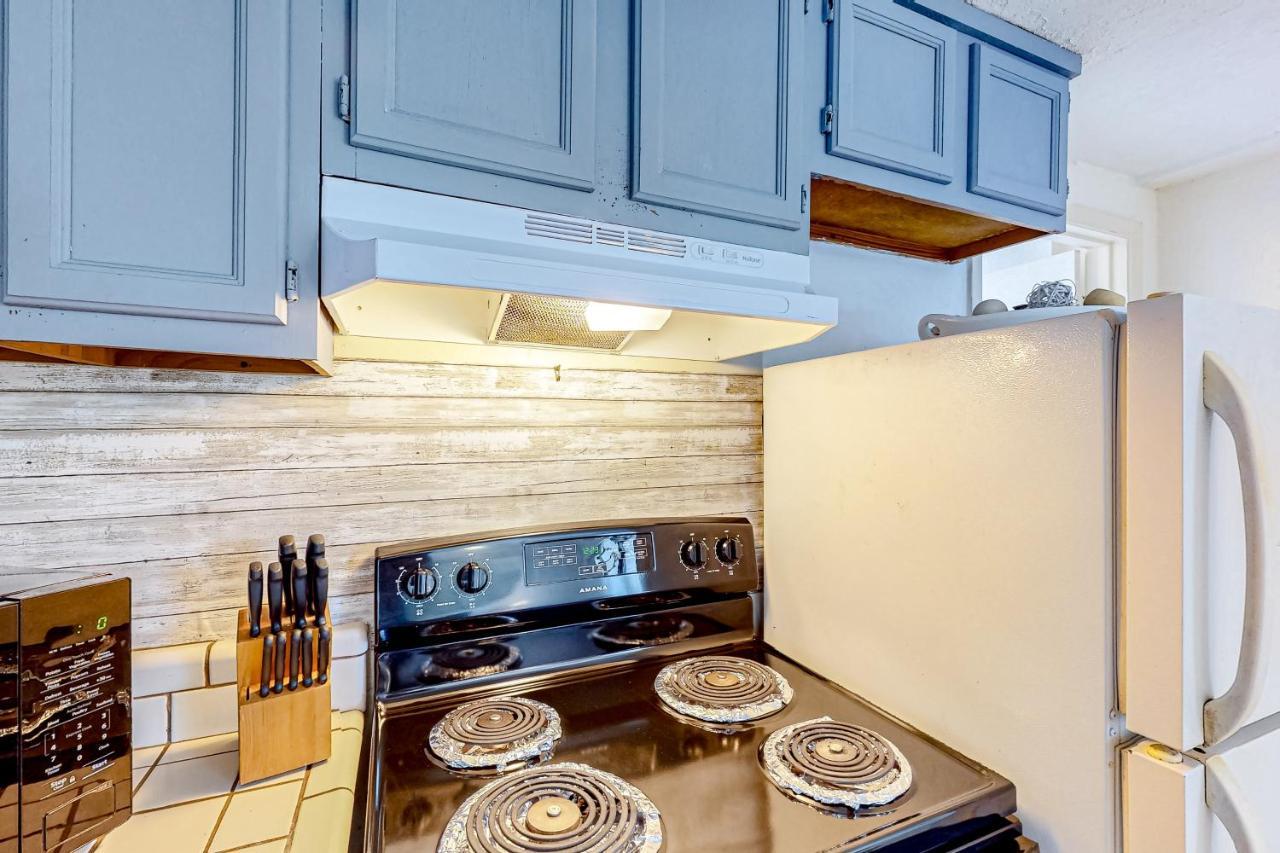 Brooklyn On The Rocks, Unit C Holiday home South Padre Island