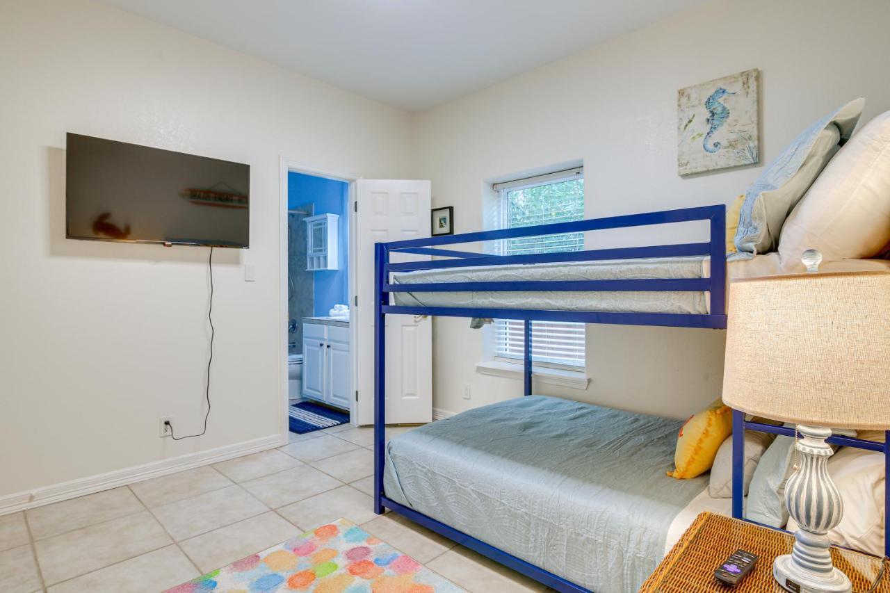 Oceanside Mars Oasis Heated Pool, Steps To Beach! *