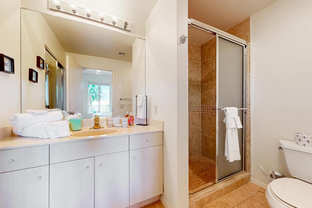 Palm Frond Sanctuary, Unit 302 Apartment