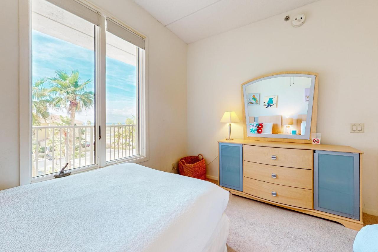 Palm Frond Sanctuary, Unit 302 Apartment *