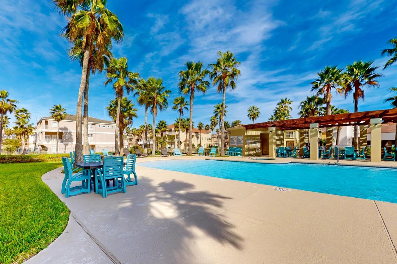 Apartment Palm Frond Sanctuary, Unit 302 *