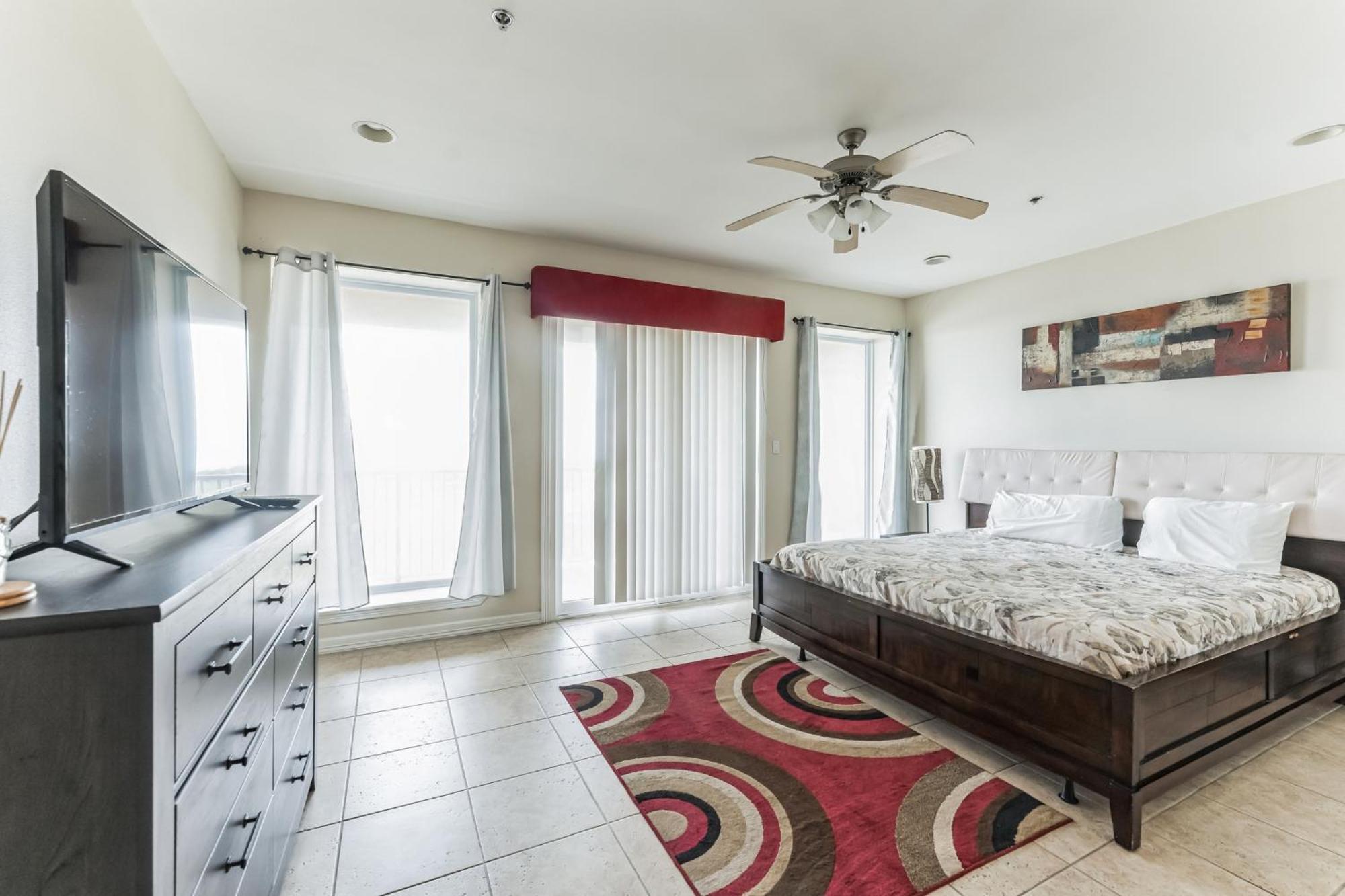 Island Paradise - Ocean View And Pool Access