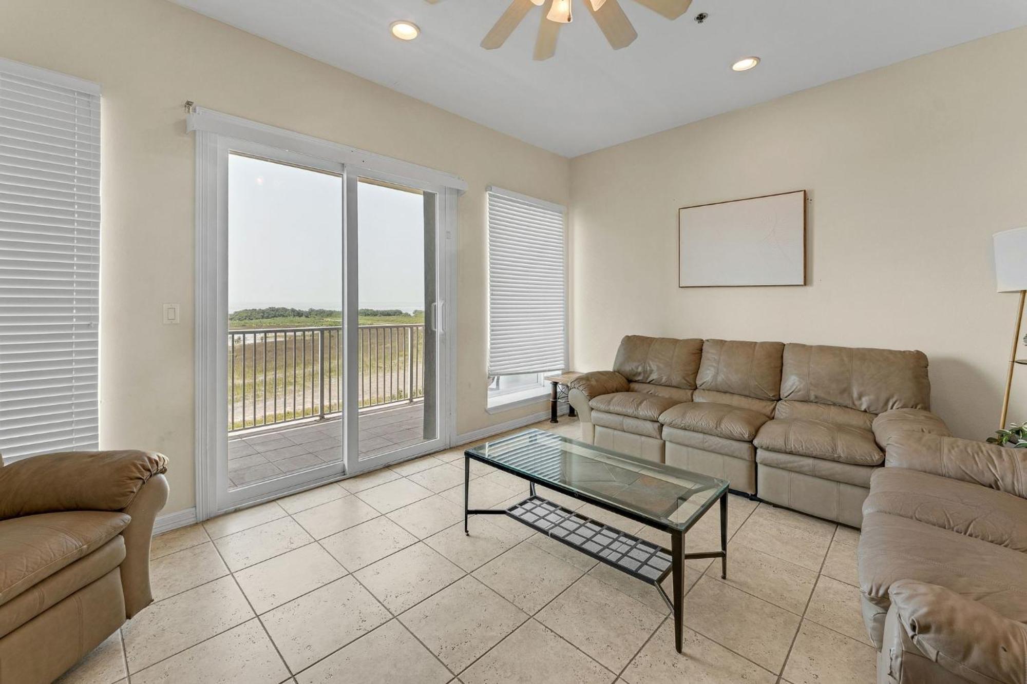 Island Paradise - Ocean View And Pool Access * South Padre Island