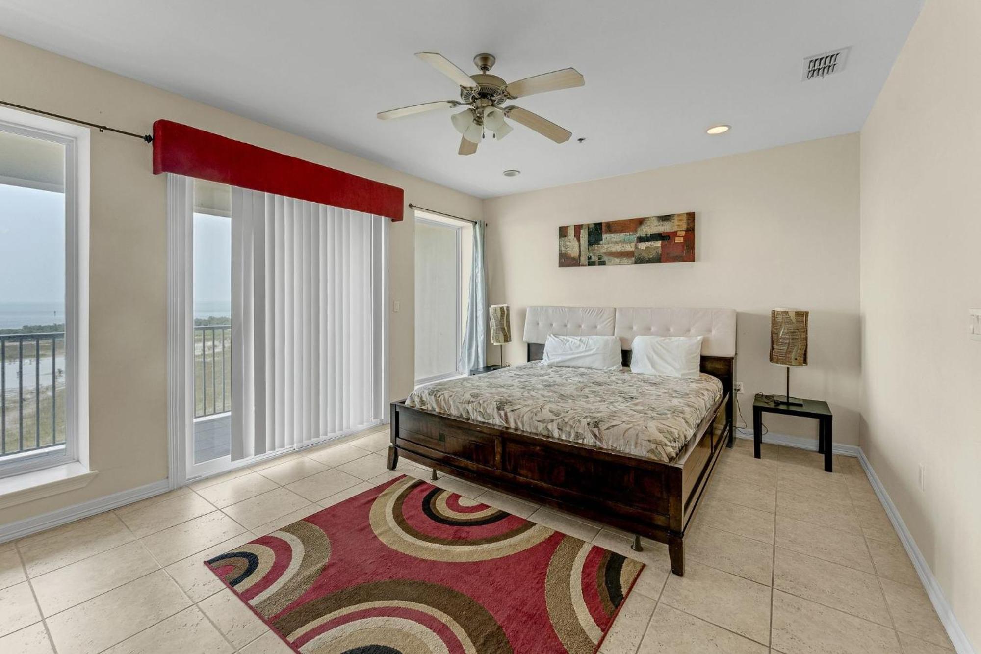Island Paradise - Ocean View And Pool Access South Padre Island