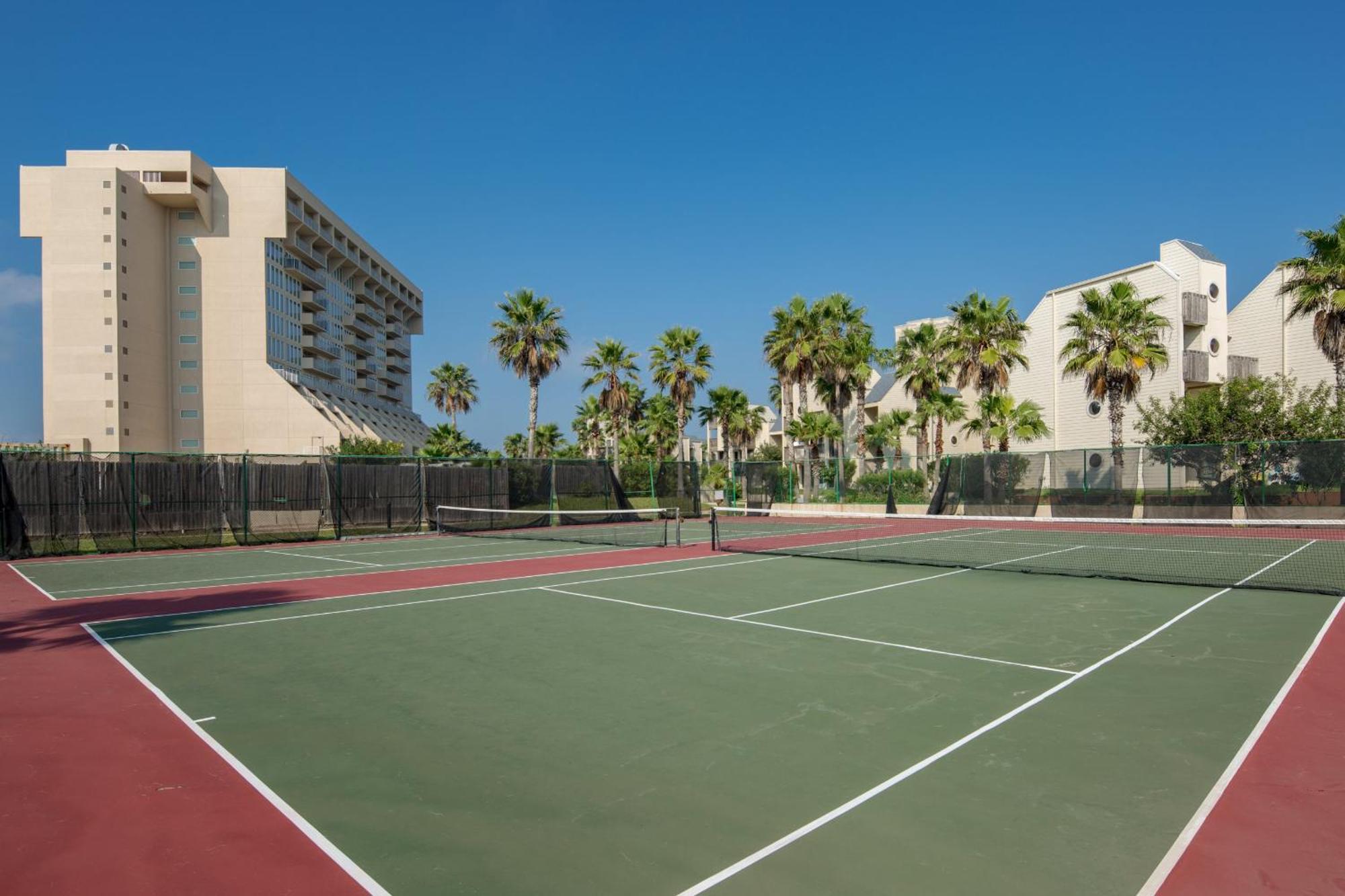 Modern With Ocean View Private Balcony * South Padre Island