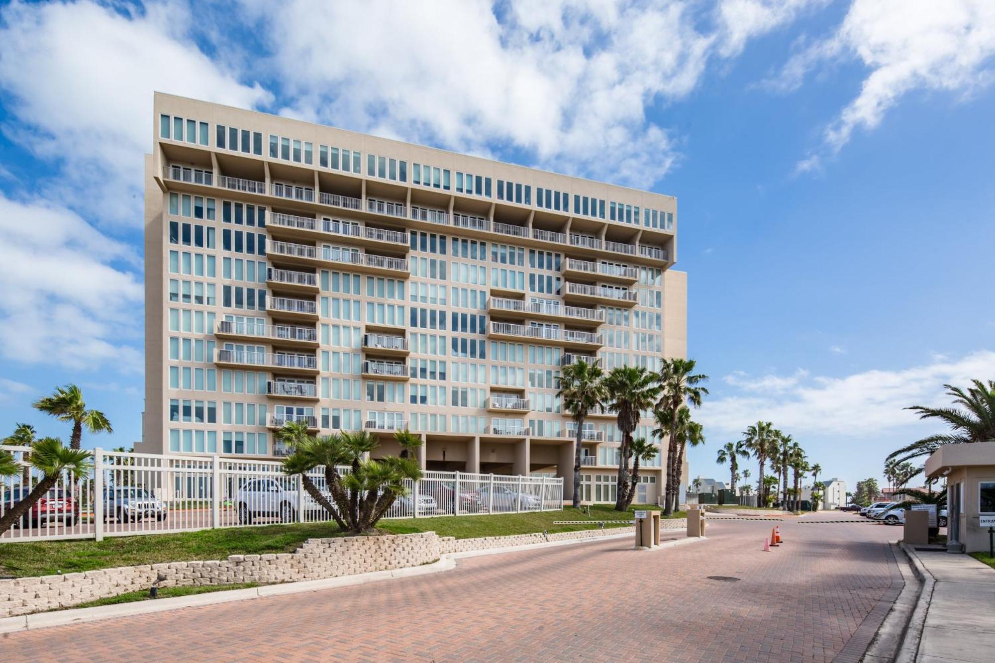Modern With Ocean View Private Balcony Apartment South Padre Island