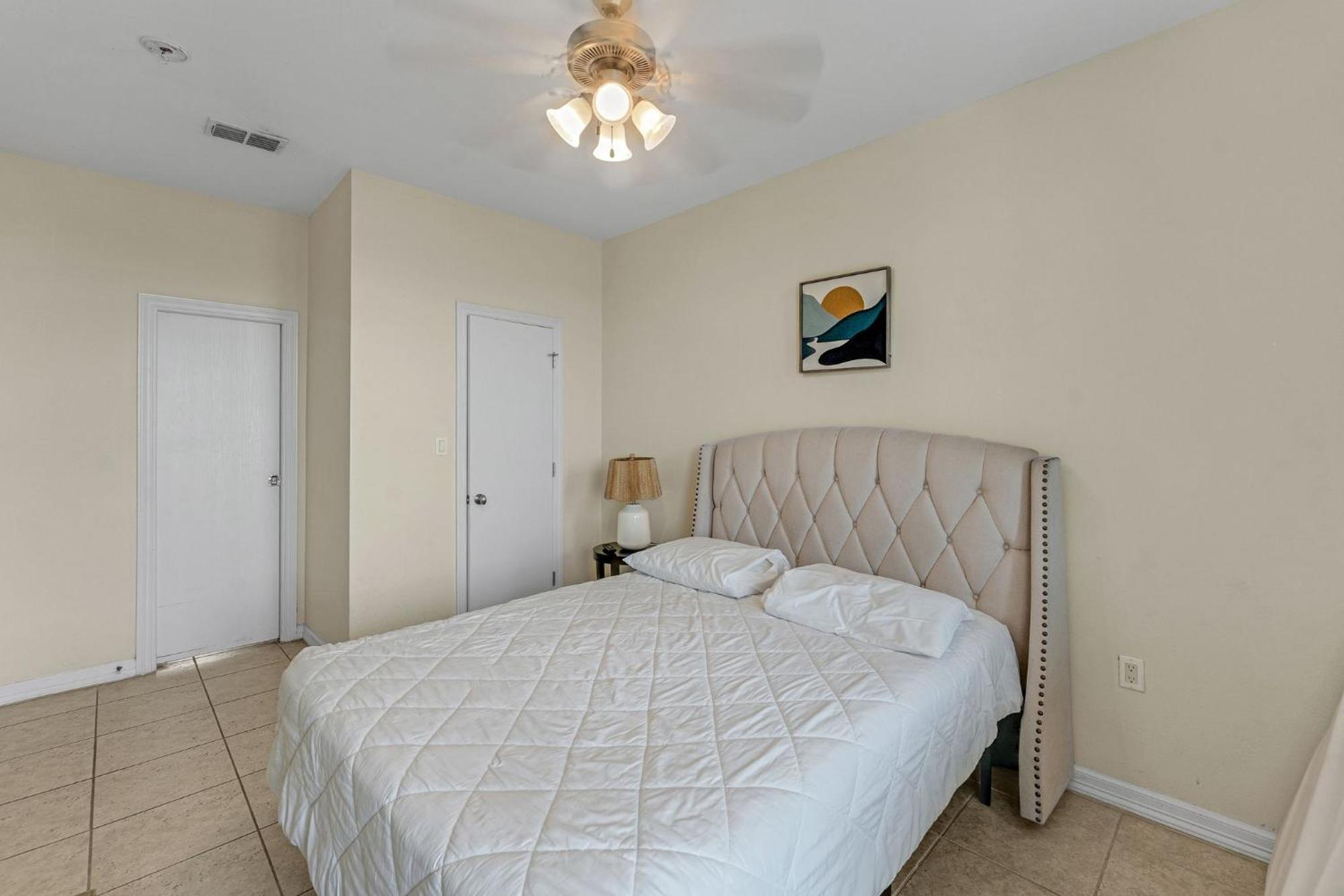 Island Paradise - Ocean View And Pool Access Apartment South Padre Island