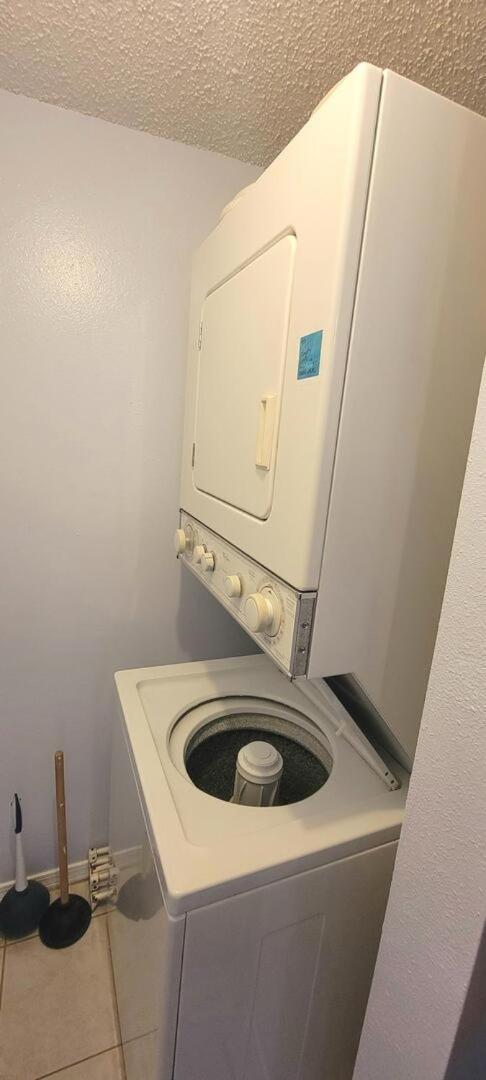 Apartment Surfside I #303