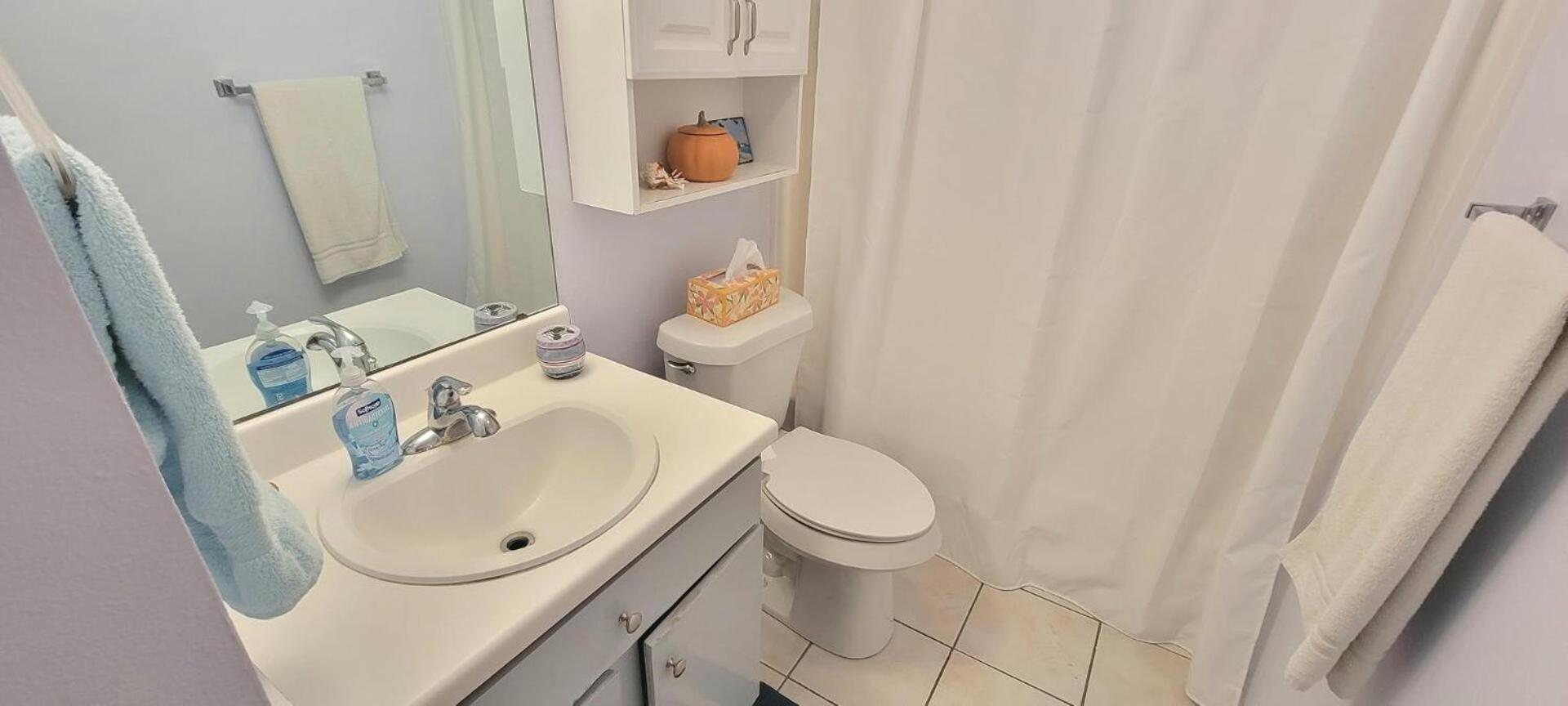 Apartment Surfside I #303 *
