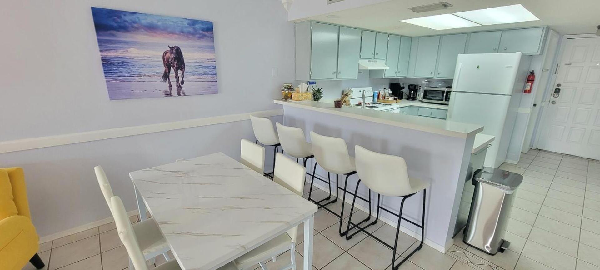 Surfside I #303 Apartment