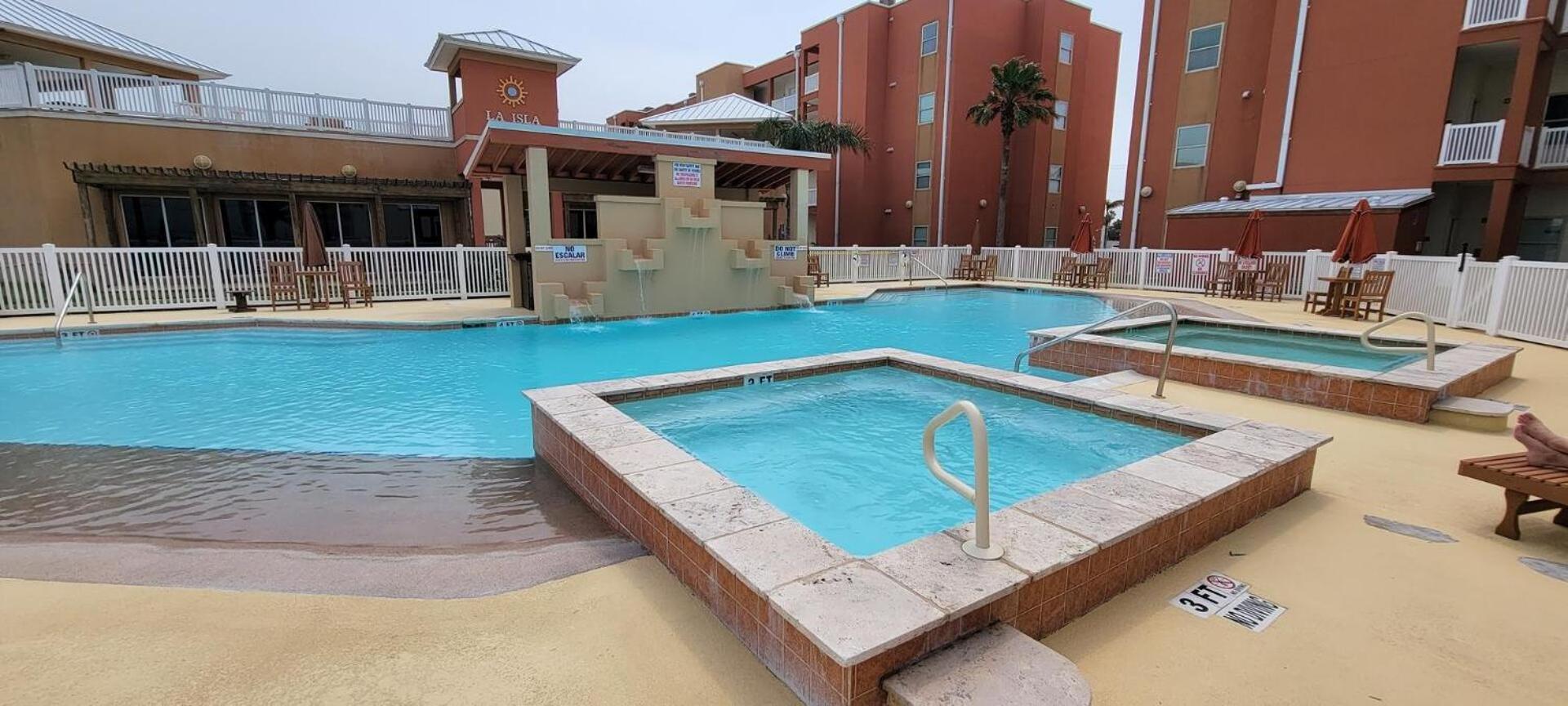 Apartment La Isla F102 *