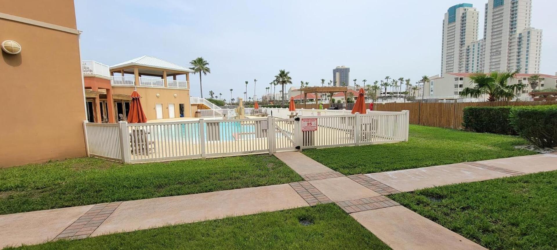 La Isla F102 * South Padre Island