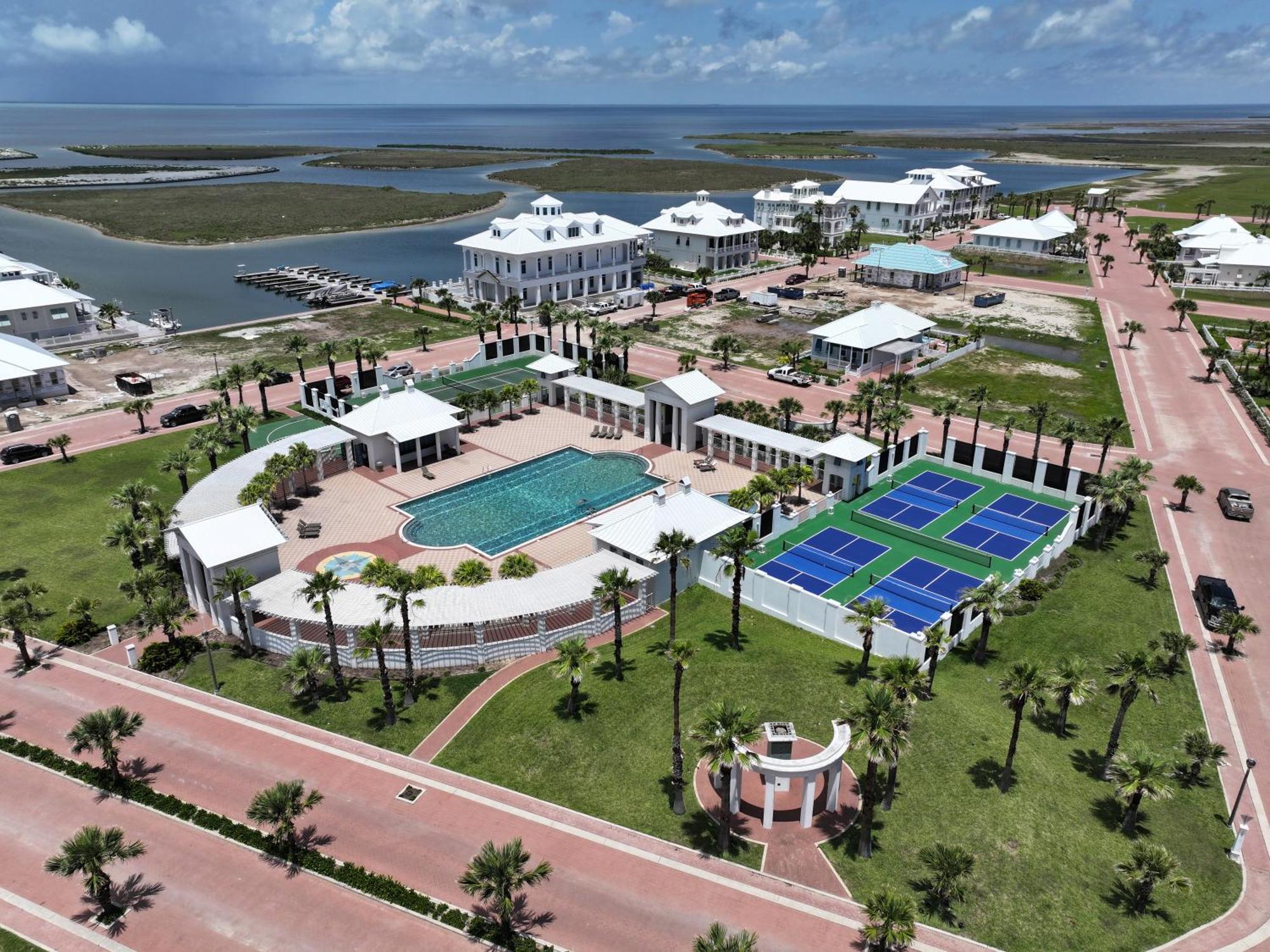 Call Me The Breeze - Private At The Shores * South Padre Island