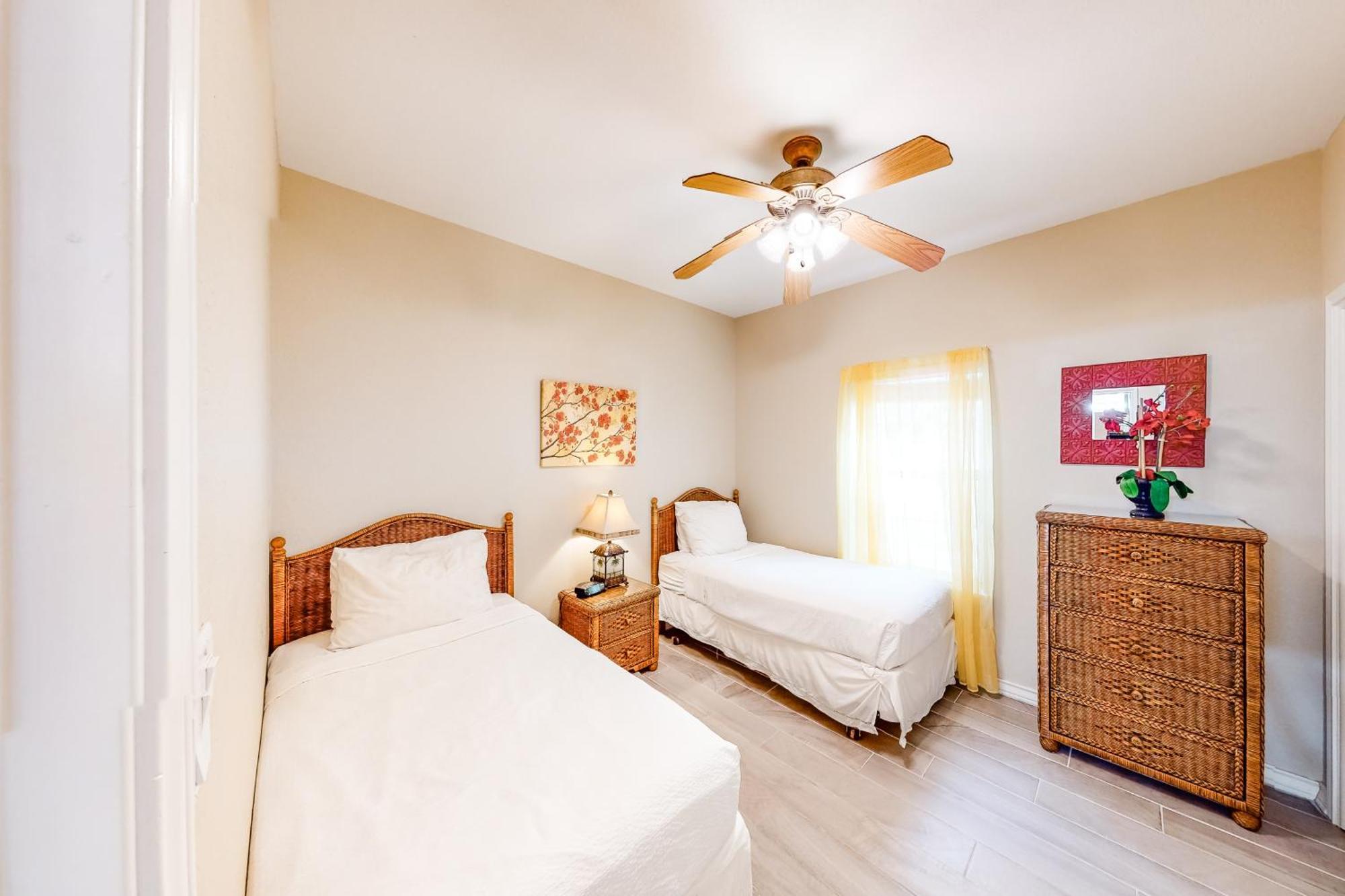 Marlin Street C Apartment
