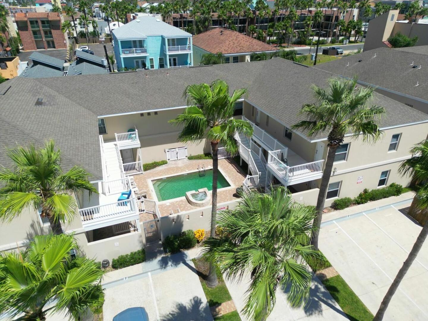 Cabos Iii #7 Apartment South Padre Island