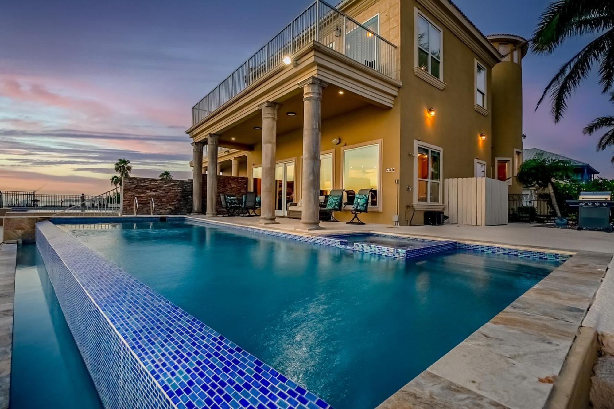 Holiday home Sunset Castle