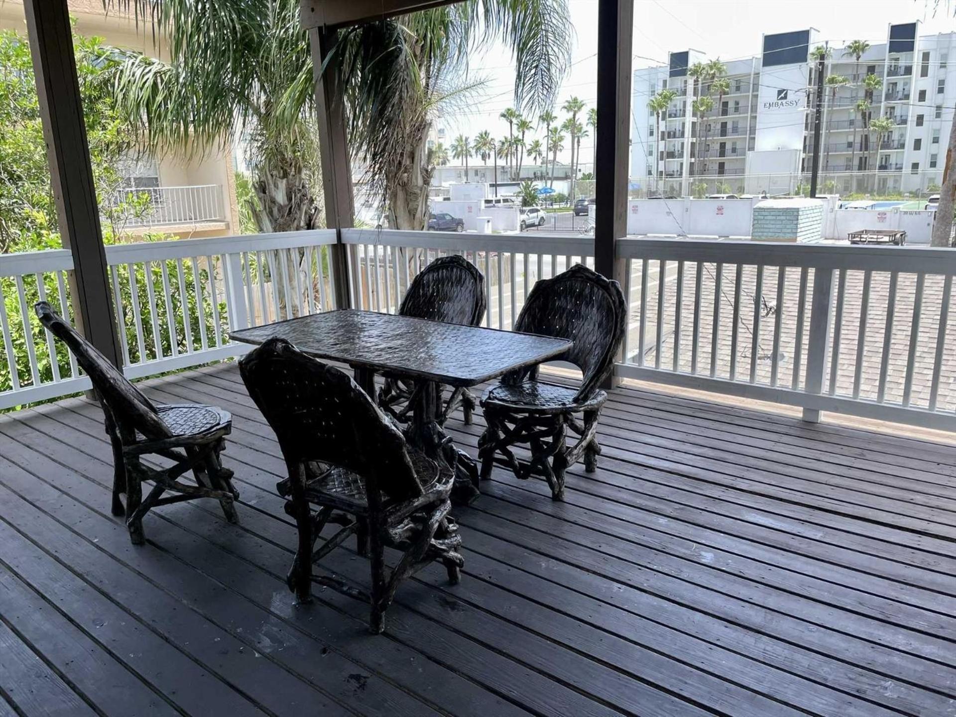 126 E Pike * South Padre Island