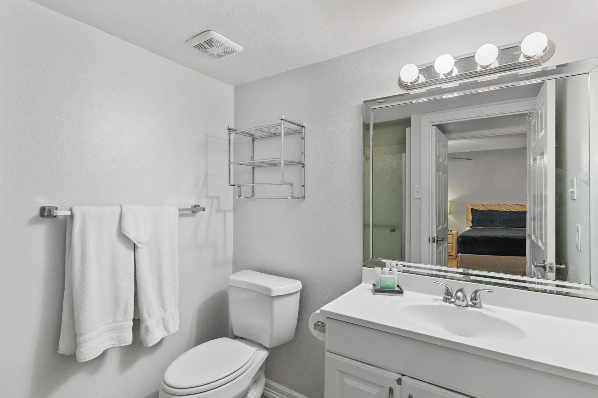Ground Floor, Private Terrace And Access South Padre Island