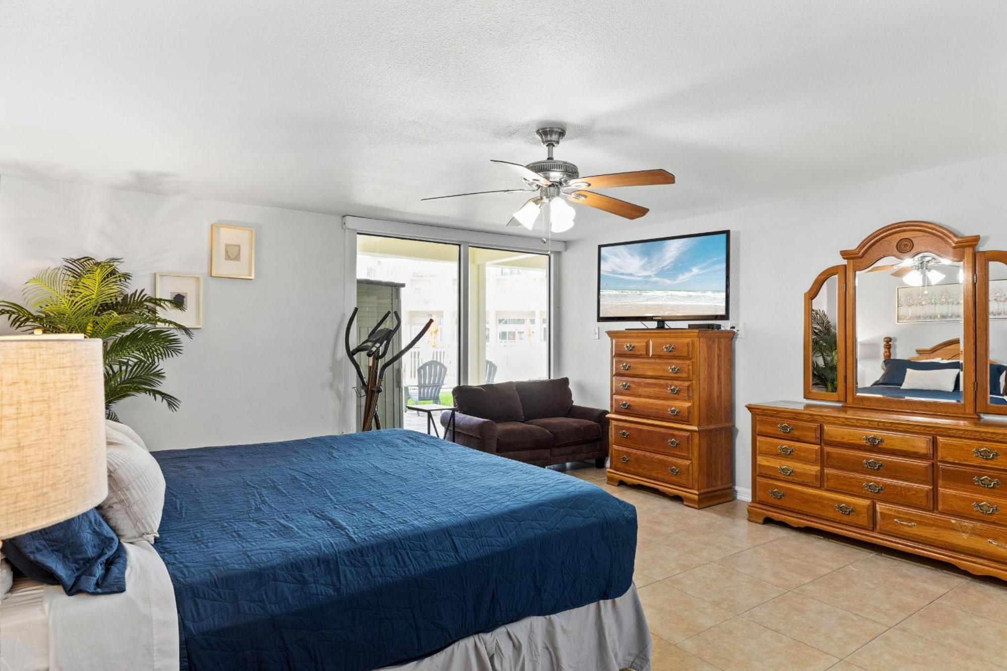 Ground Floor, Private Terrace And Access Apartment