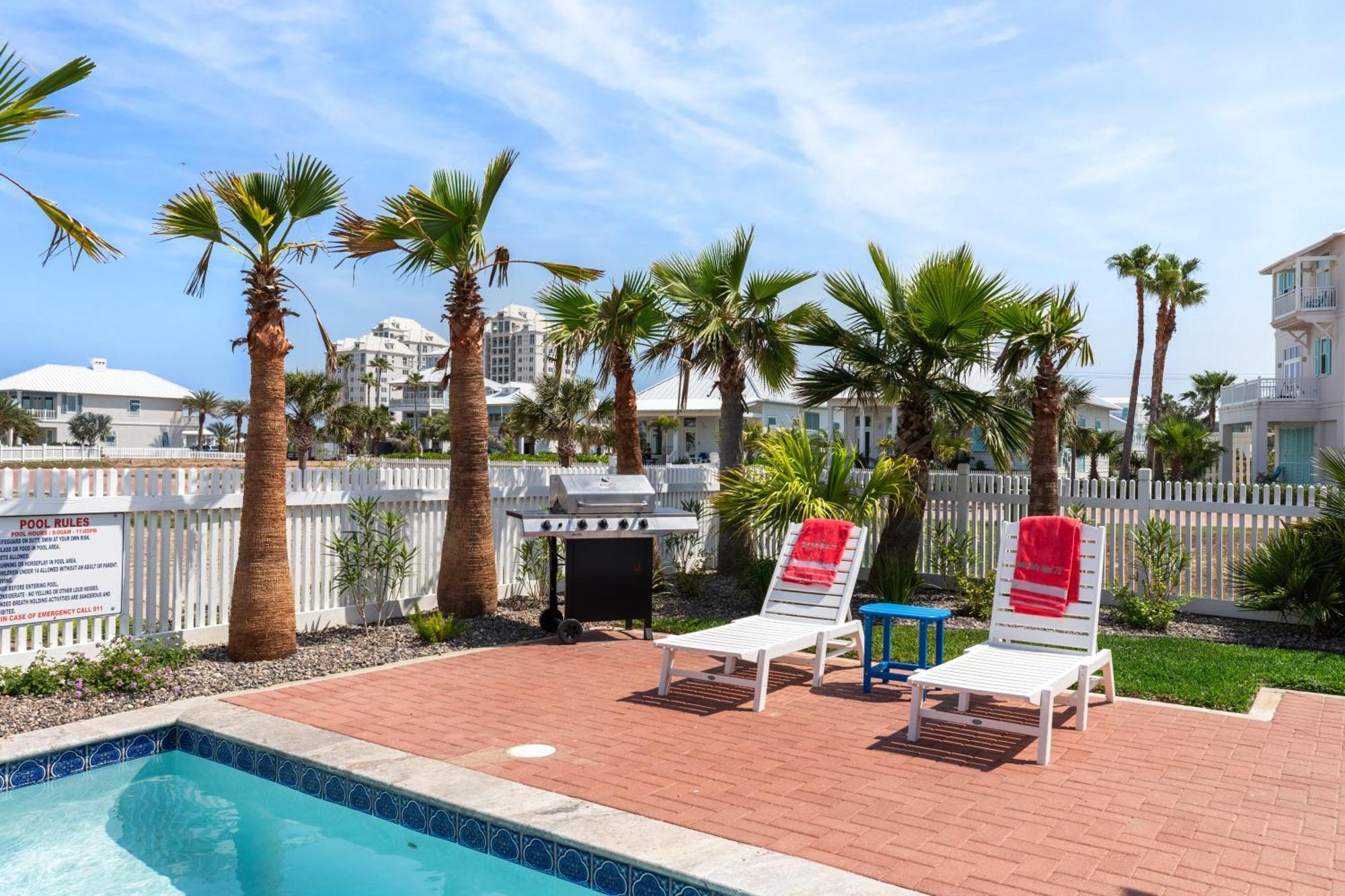Holiday home Sea Pointer - Private House With Pool *