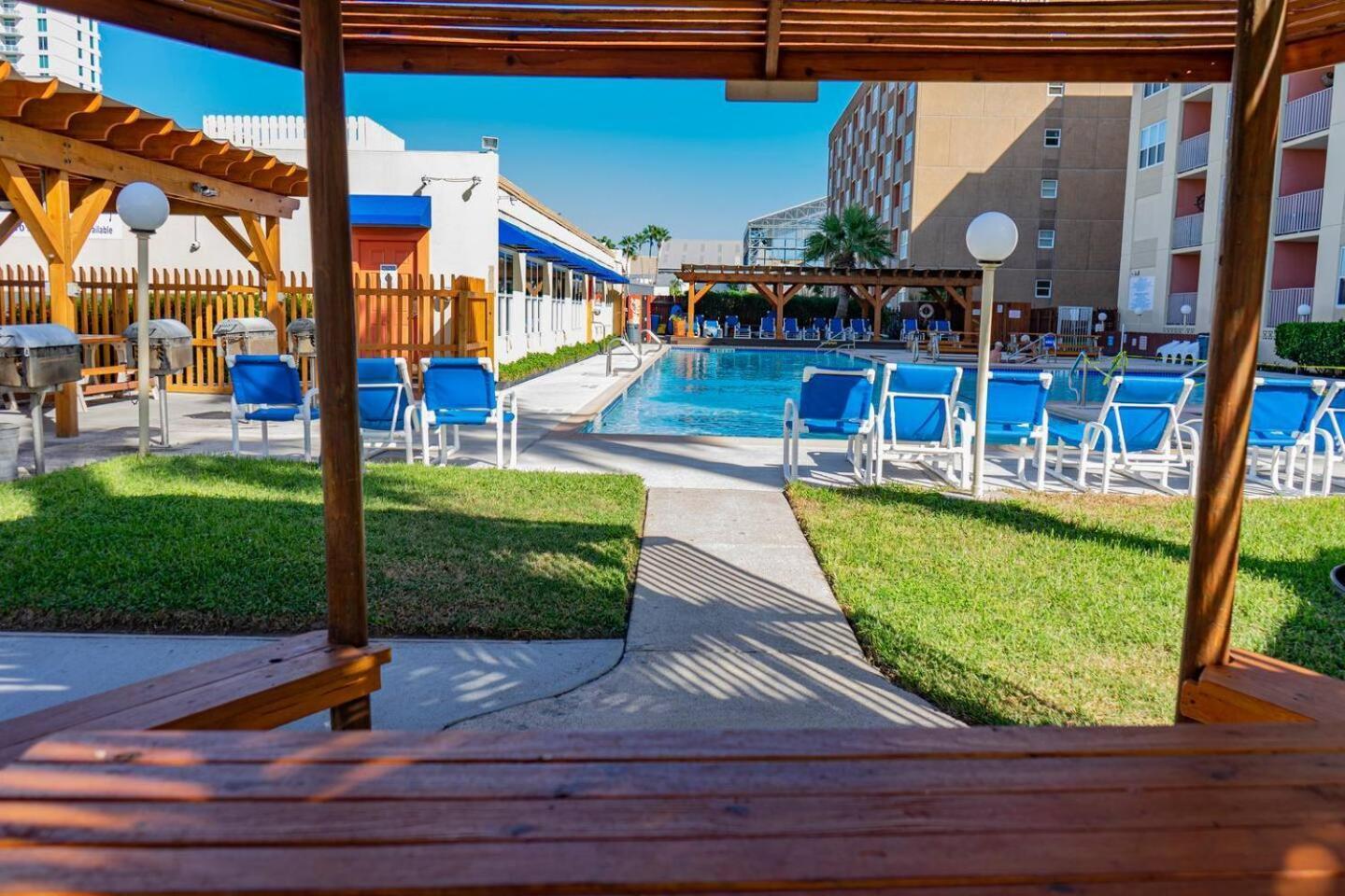 Gulfview I #213