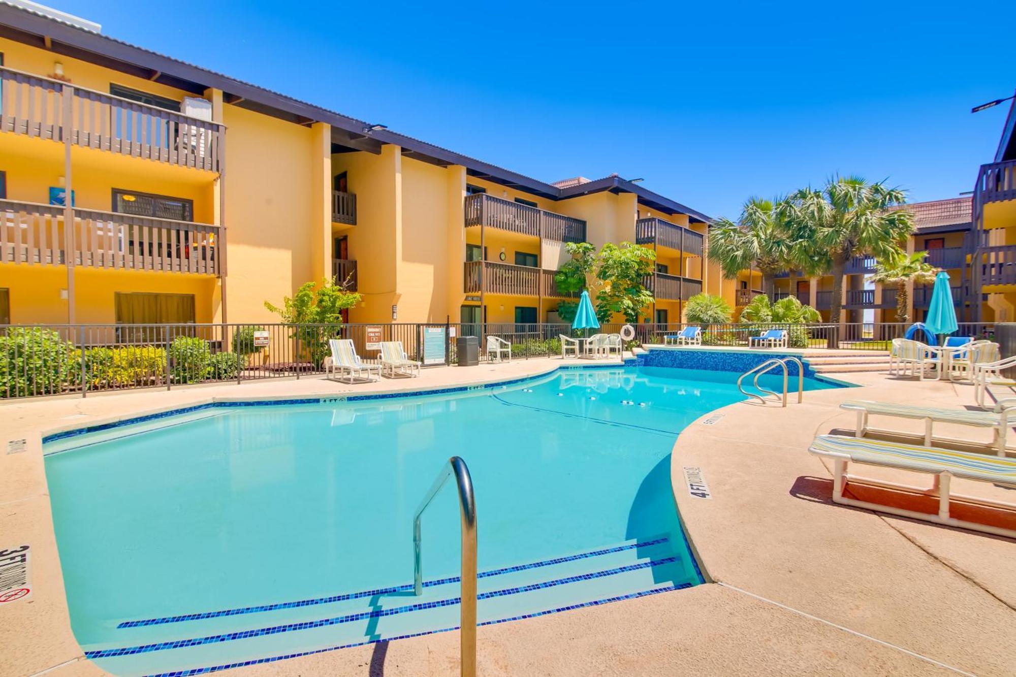 Apartment Beachfront, Pet-friendly South Padre Island