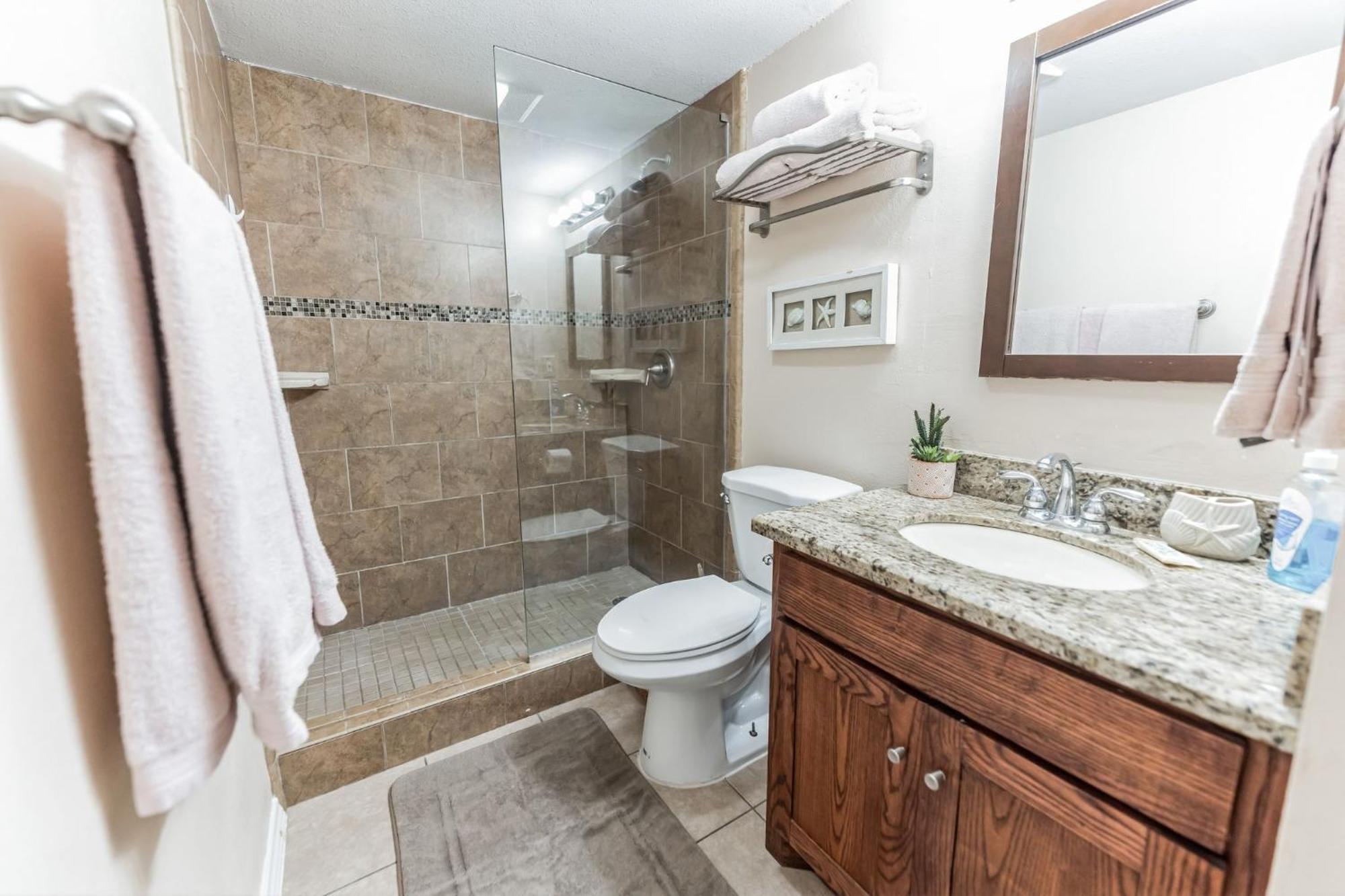 Gulf Getaway With Pool Apartment South Padre Island