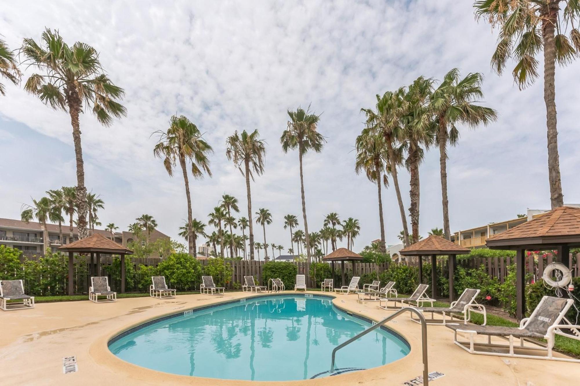 Gulf Getaway With Pool Apartment South Padre Island