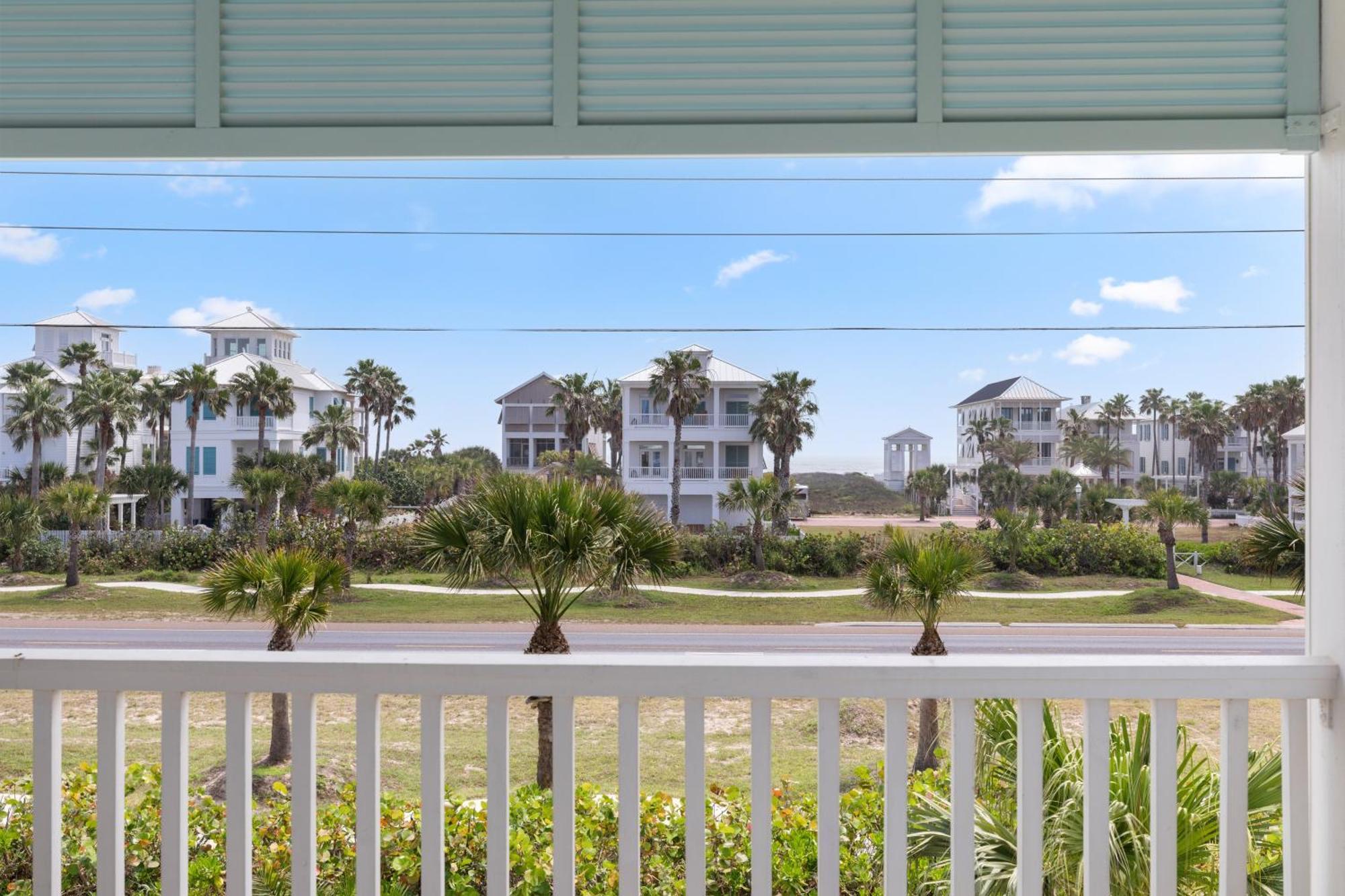 Kiskadee - Private Beachhouse Wih Pool South Padre Island