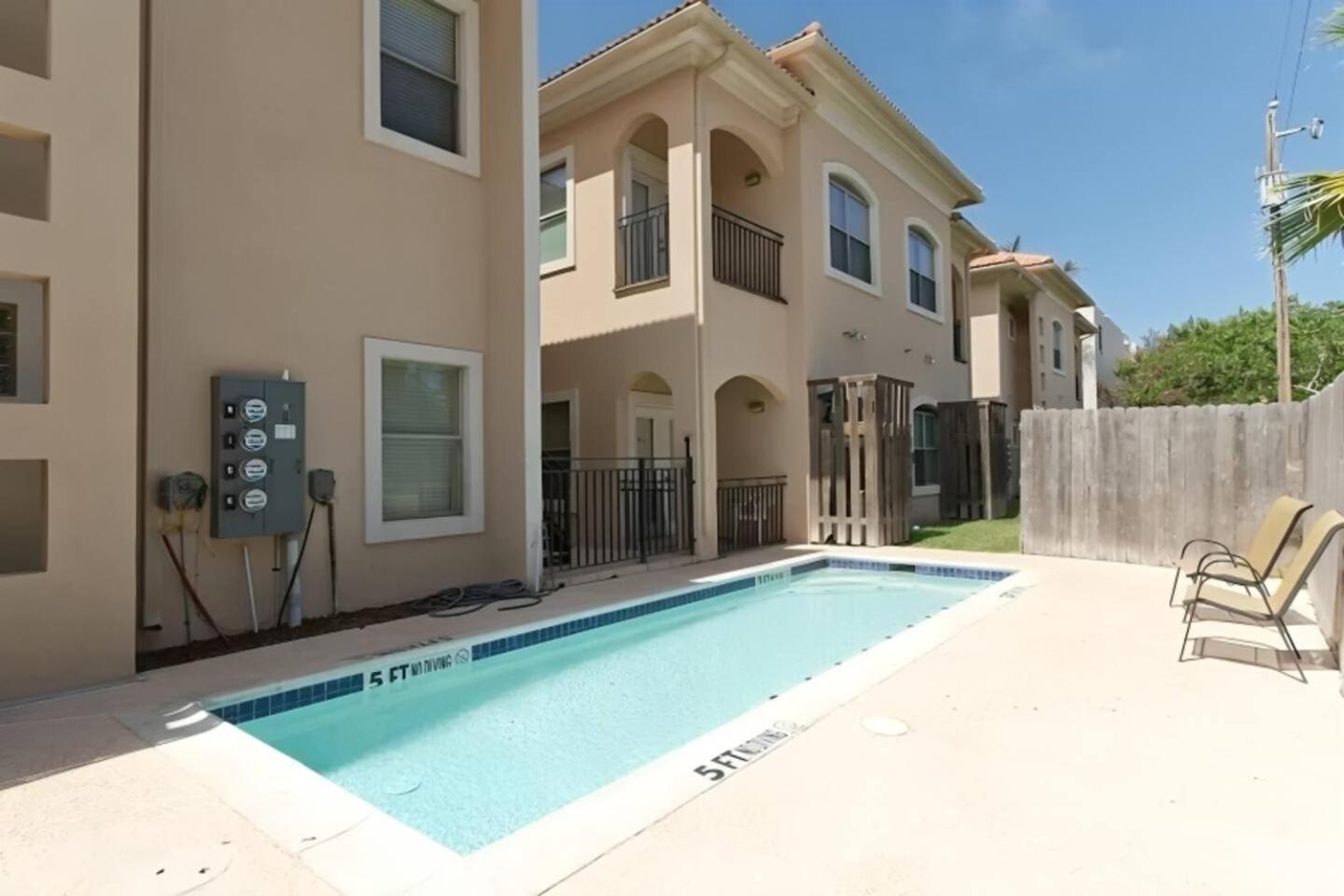 Coastal 3br3ba With Pool Access *
