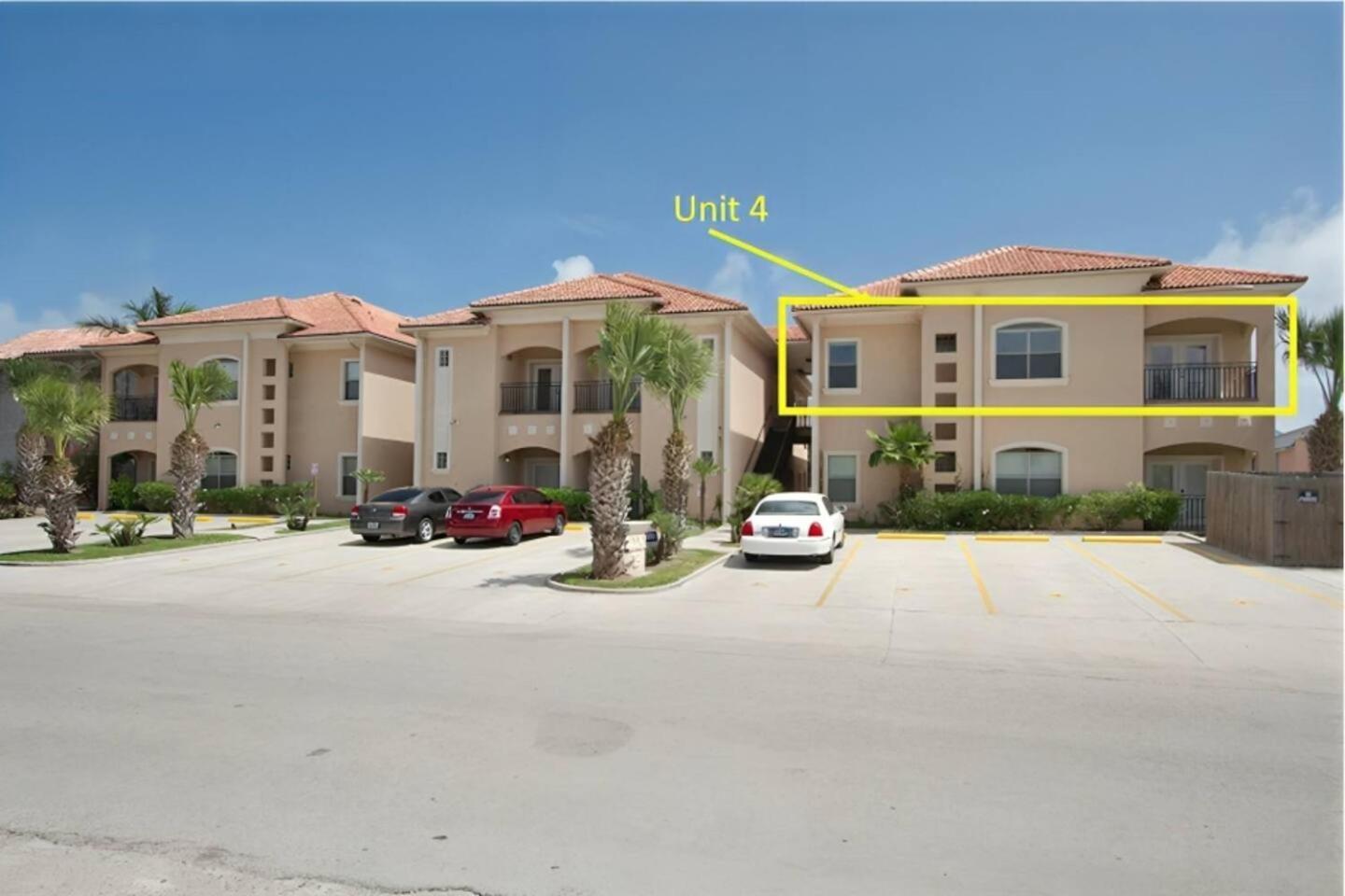 Coastal 3br3ba With Pool Access