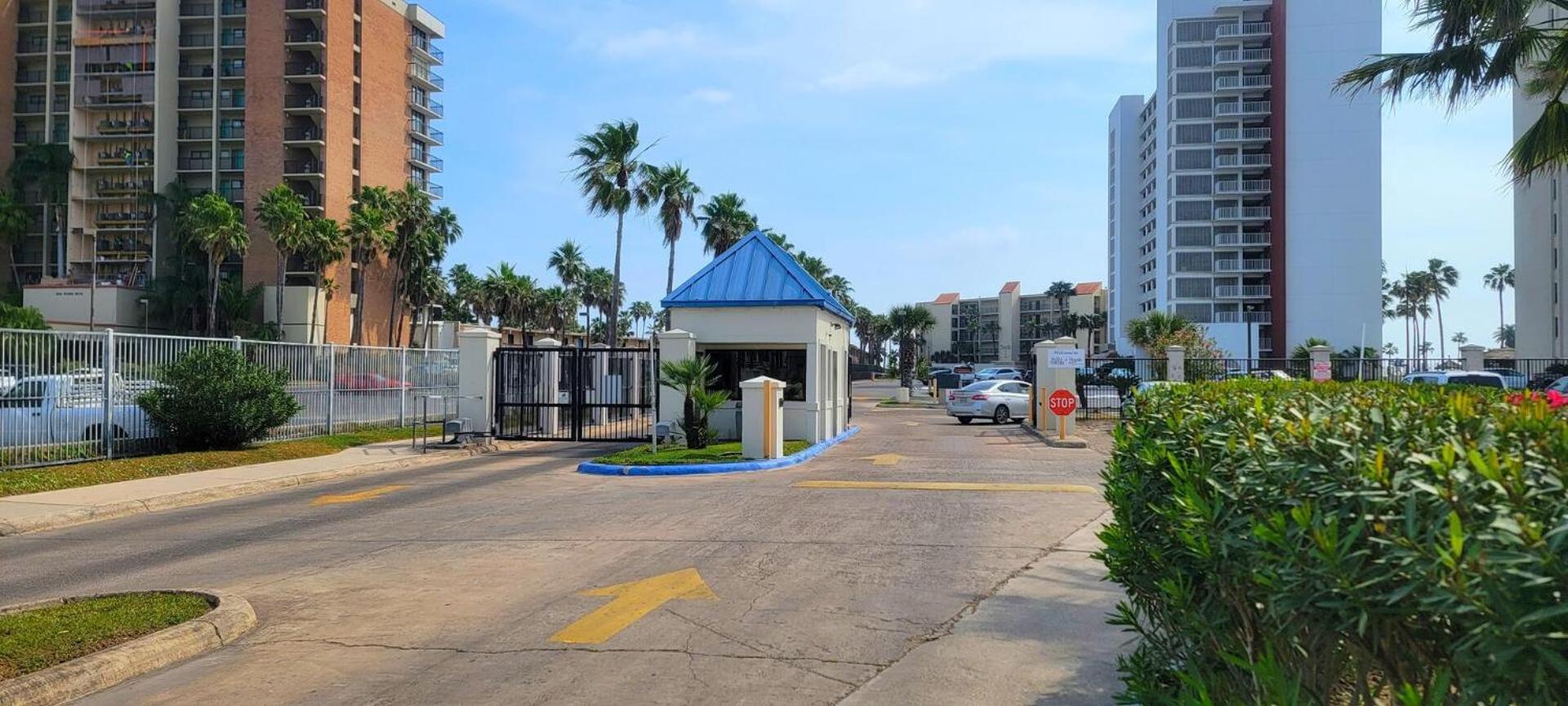 Saida Towers Iv #303 Holiday home