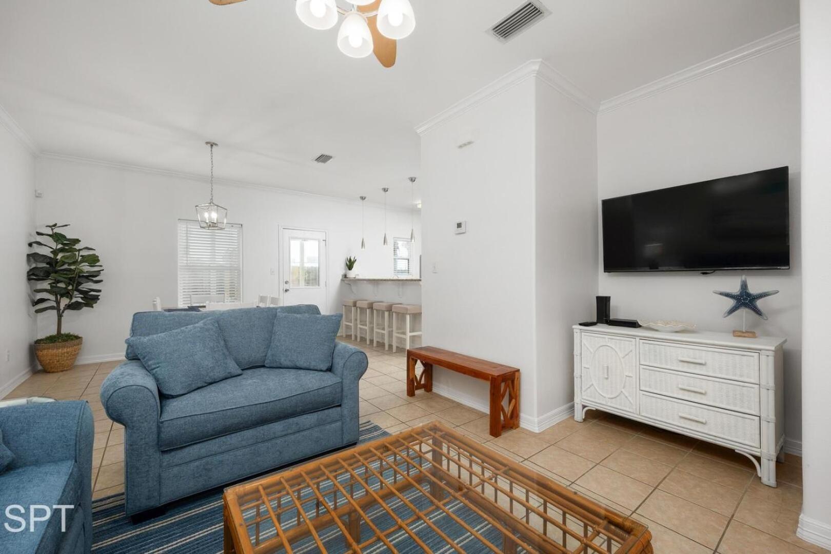 Cabos I #3 Apartment