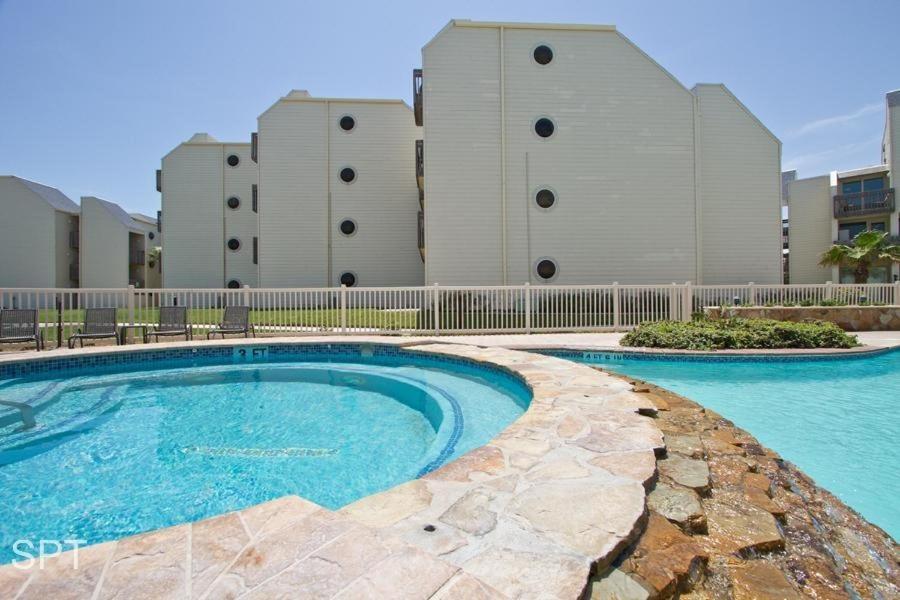 Bahia Mar 478f *