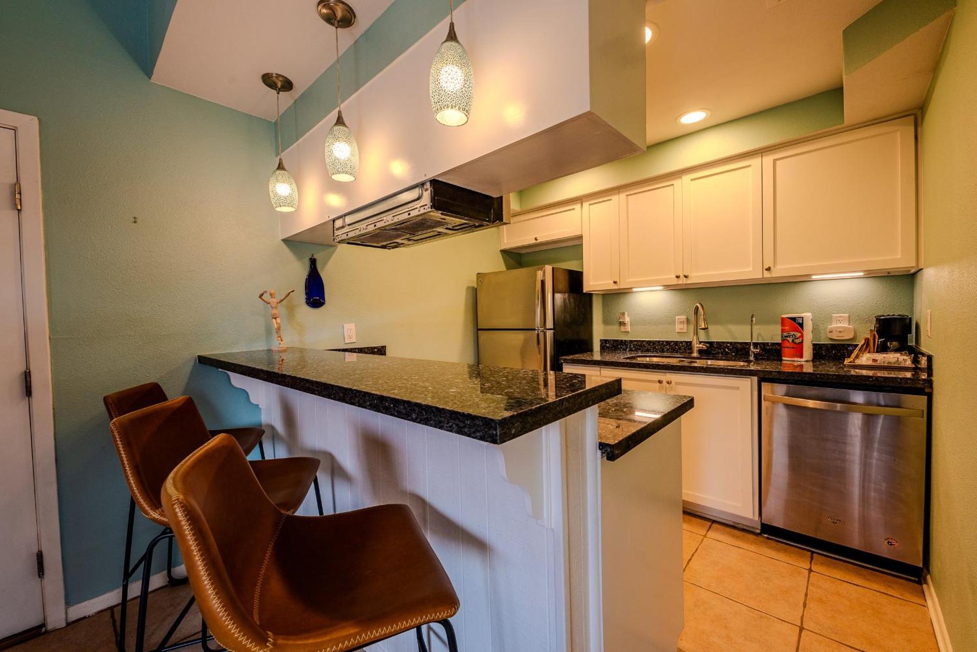 Apartment Kingfishers Retreat Serene 1br Escape With Balcony 207 South Padre Island