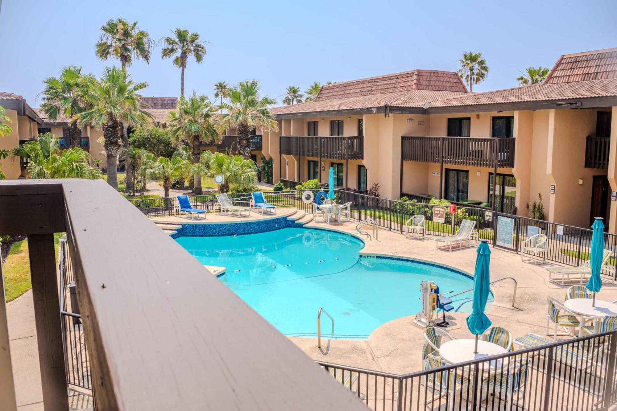 Apartment Kingfishers Retreat Serene 1br Escape With Balcony 207 South Padre Island