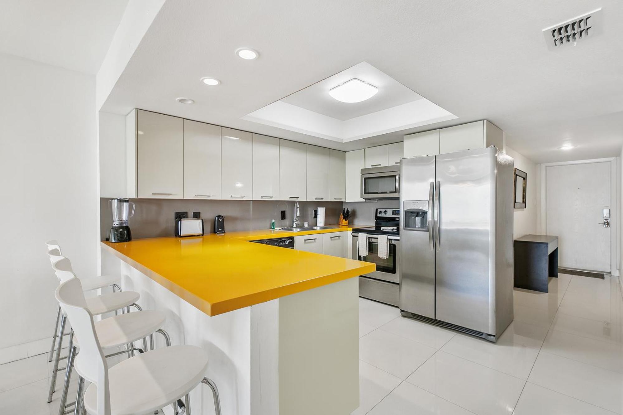 Ground Level Pet-friendly Seconds From Beach Holiday home *