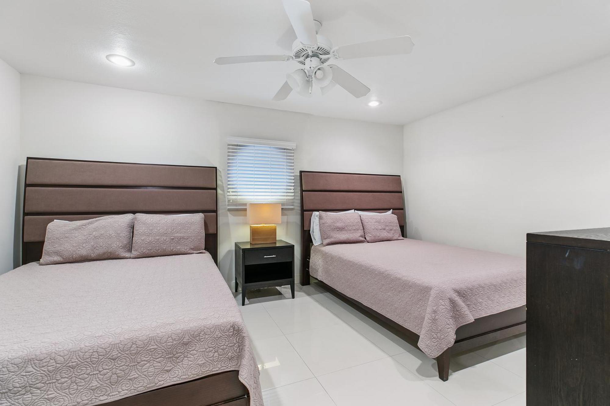 Holiday home Ground Level Pet-friendly Seconds From Beach South Padre Island
