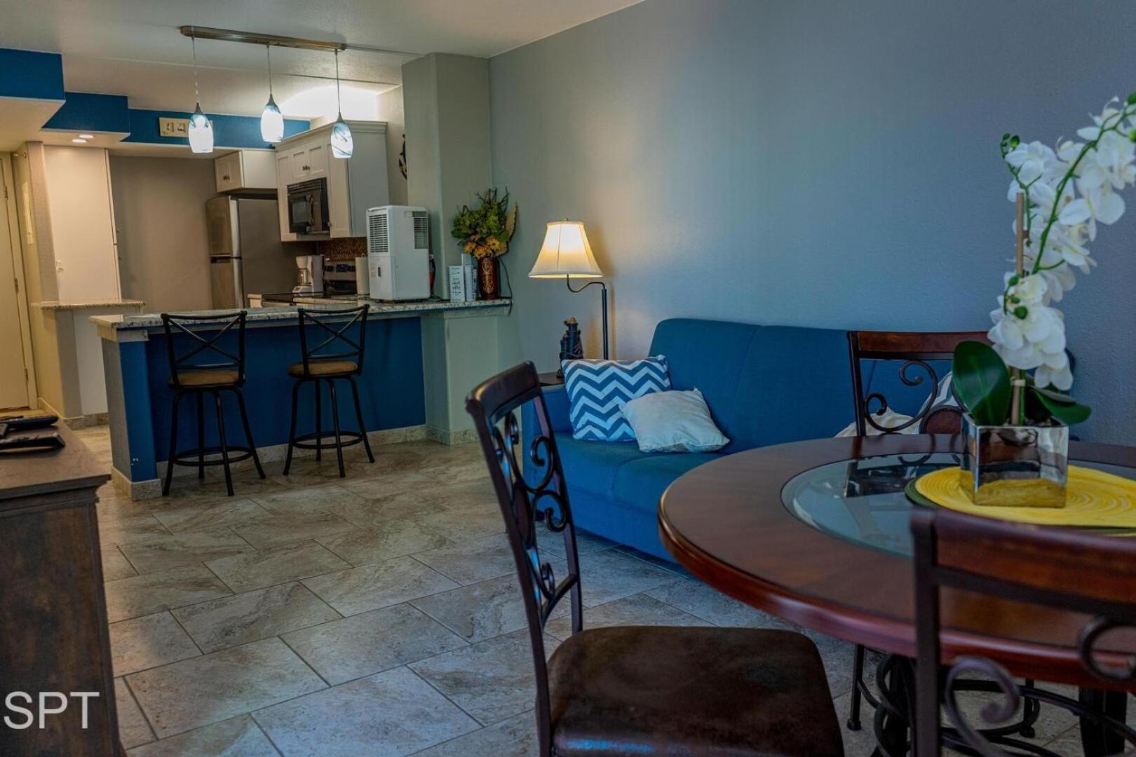 Luxe 1 Bedroom House With Pool - Gulfview Ii Unit 410 Apartment